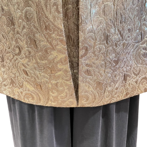 NEW Gold Brocade Retro Overcoat - Picture 7 of 13